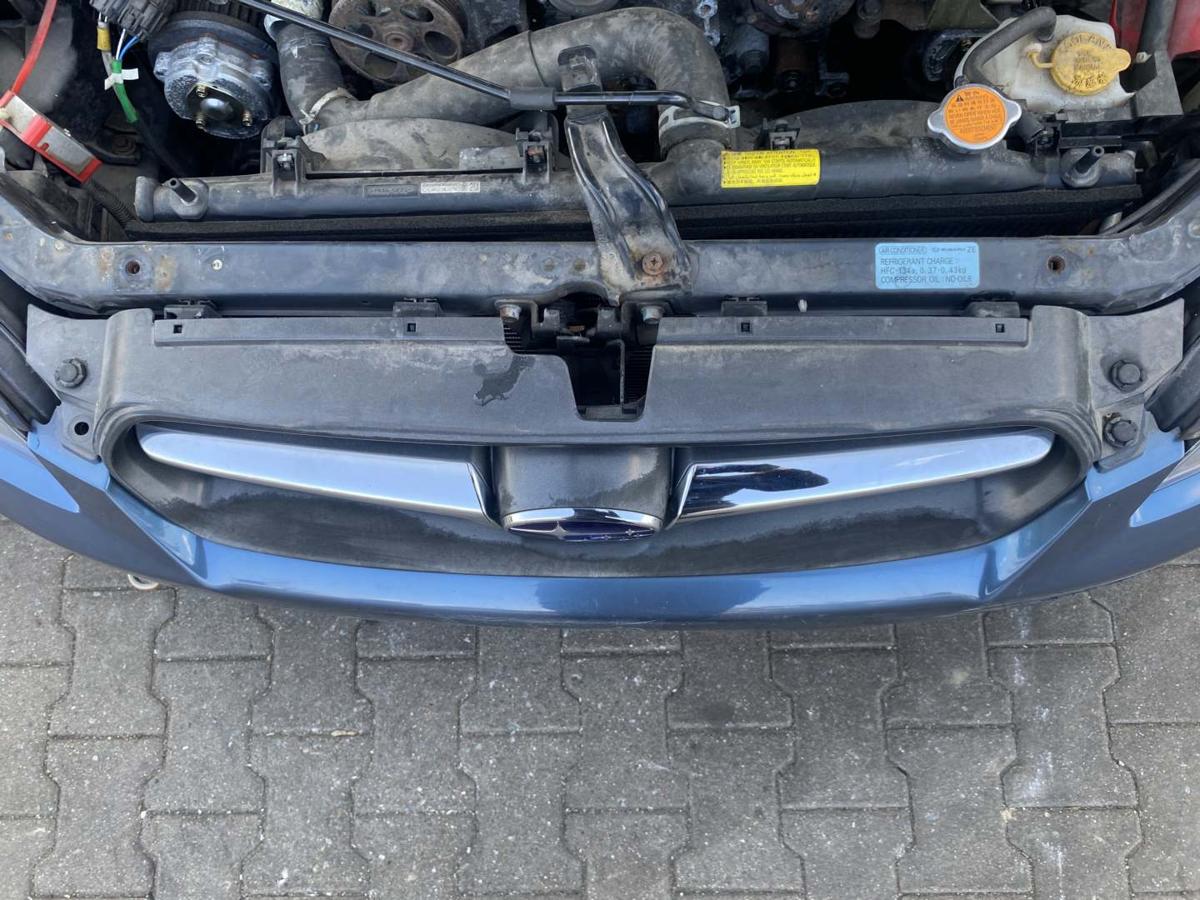 Subaru Legacy 4 original K&uuml;hlergrill Bj.2005